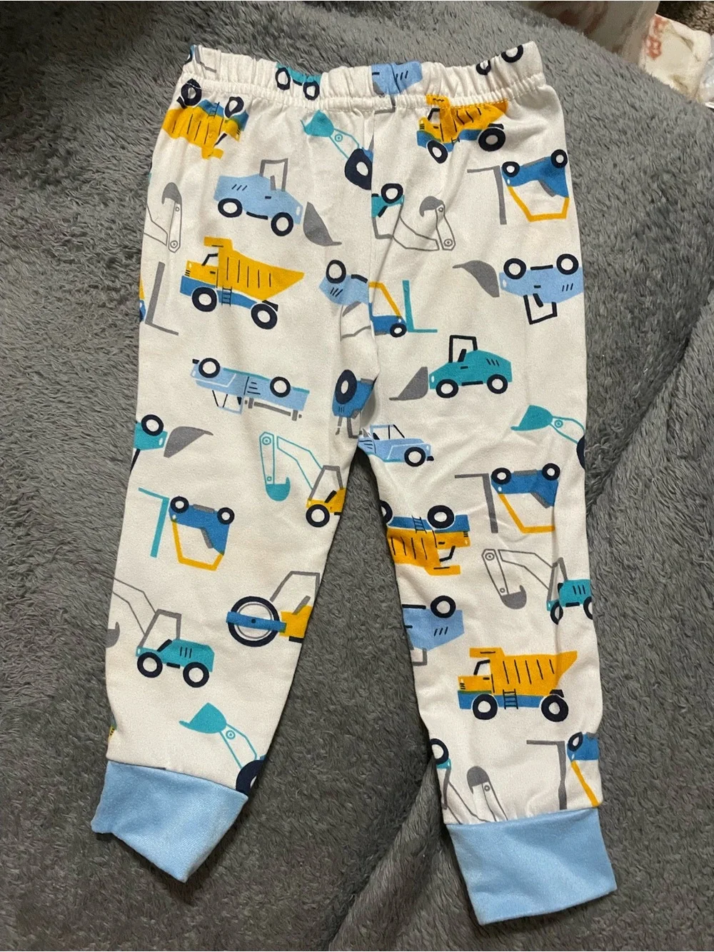 Tahari Cream Long-Sleeve Kids Shirt with Blue and Yellow Vehicle Print